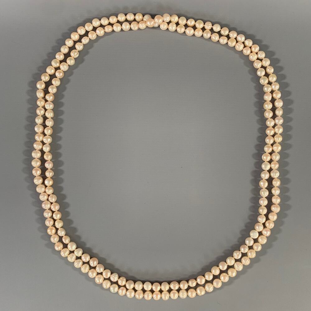 NO BRAND Rose Peach Pearl Necklace